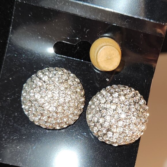 Black Lava Stone Necklace & Earring Set - Picture 5 of 6